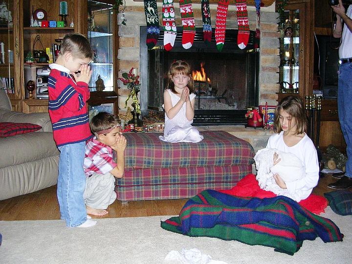 Nativity Play 3.JPG